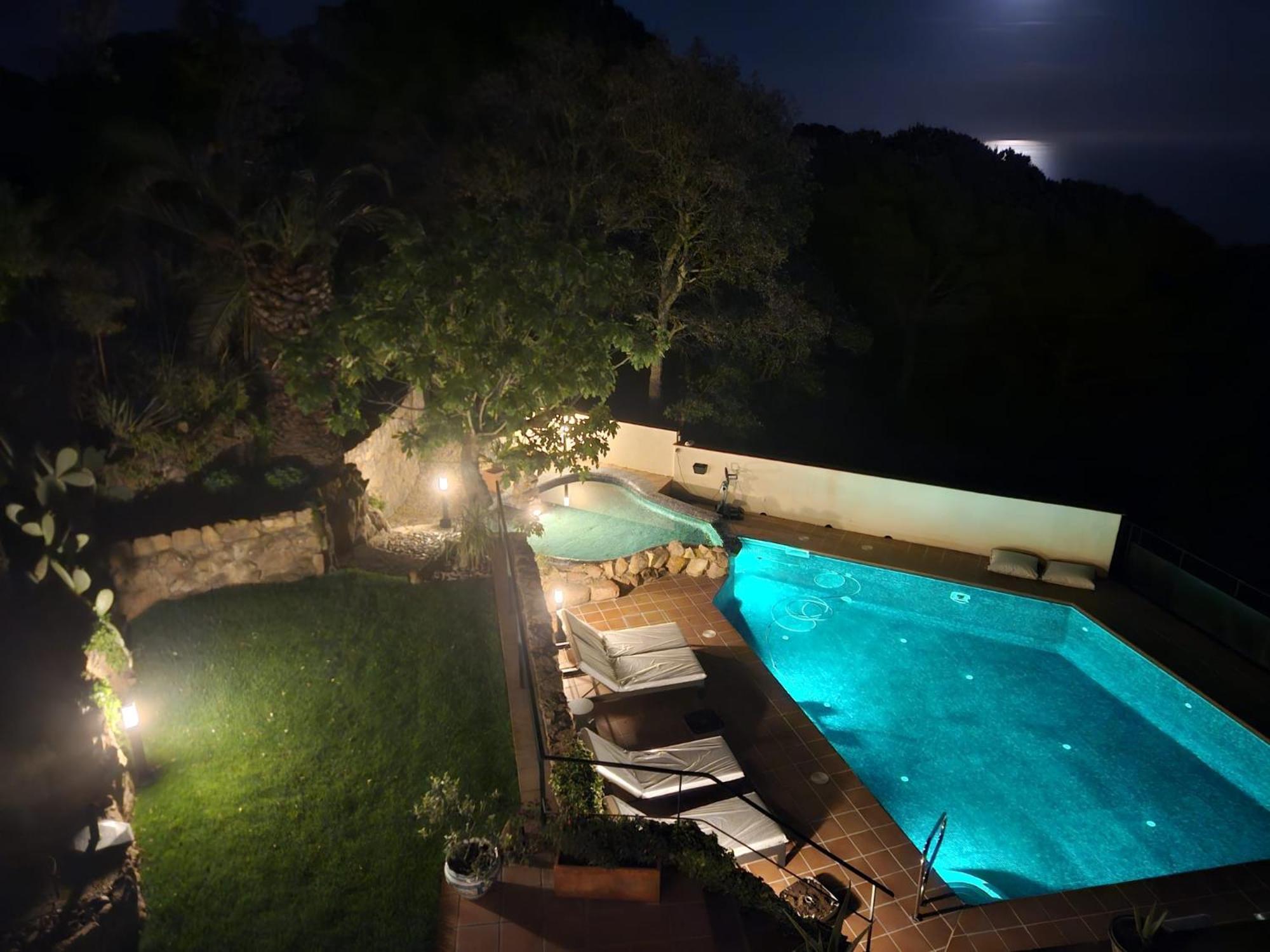 La Roqueta Hotel Tossa de Mar Extérieur photo